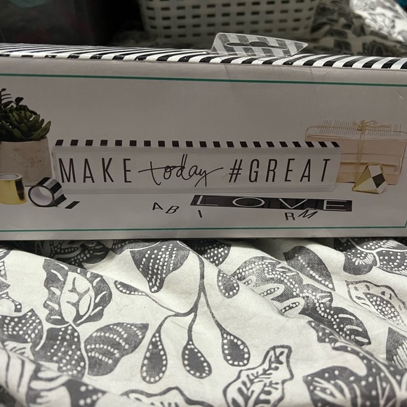 Heidi Swapp Lightbox - Picture 5 of 8